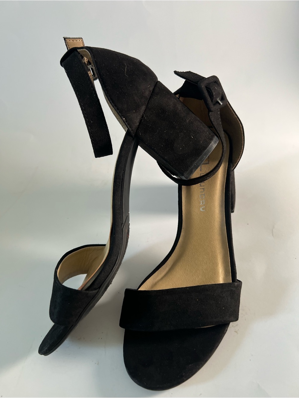 CL by Laundry Black Block Heel Ankle-Strap Sandals Size 6.5